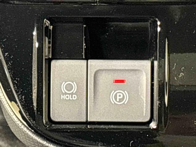 タント カスタムＸ　ＳＲＳサイドエアバッグ　バックカメラ付　両側電動スライドドア　ＬＥＤヘッドライト　ＬＥＤフォグランプ　プッシュボタンスタート　オートホールドブレーキ機能付き電動パーキングブレーキ　１４インチアルミホイール　前席シートヒーター（17枚目）