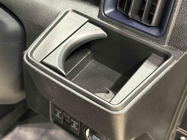 タント カスタムＸ　ＳＲＳサイドエアバッグ　バックカメラ付　両側電動スライドドア　ＬＥＤヘッドライト　ＬＥＤフォグランプ　プッシュボタンスタート　オートホールドブレーキ機能付き電動パーキングブレーキ　１４インチアルミホイール　前席シートヒーター（25枚目）