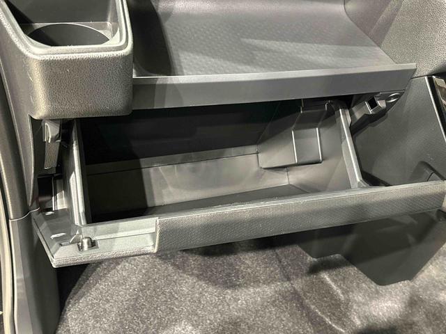 タント カスタムＸ　ＳＲＳサイドエアバッグ　バックカメラ付　両側電動スライドドア　ＬＥＤヘッドライト　ＬＥＤフォグランプ　プッシュボタンスタート　オートホールドブレーキ機能付き電動パーキングブレーキ　１４インチアルミホイール　前席シートヒーター（32枚目）