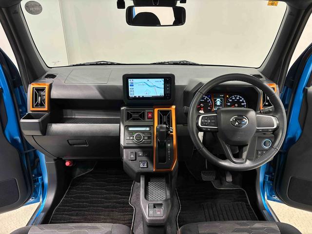 タフト G バックモニター ナビ ETC車載器 ドライブレコーダー スカイフィールトップ LEDオートライト オートハイビーム フロントフォグランプ 運転席/助手席シートヒーター プッシュボタンスタート キーフリーシステム 電動パーキングブレーキ アルミホイール(16枚目)