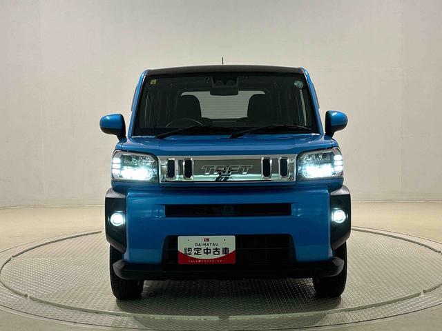 タフト G バックモニター ナビ ETC車載器 ドライブレコーダー スカイフィールトップ LEDオートライト オートハイビーム フロントフォグランプ 運転席/助手席シートヒーター プッシュボタンスタート キーフリーシステム 電動パーキングブレーキ アルミホイール(47枚目)