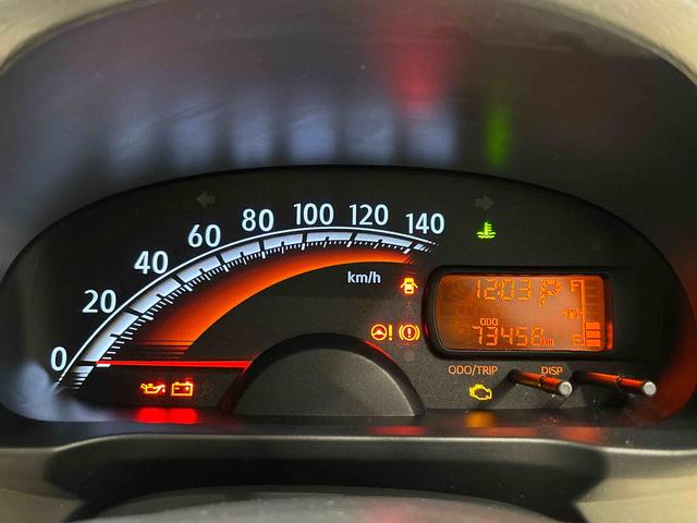 ムーヴ L ナビゲーション ETC フルホイールキャップ マニュアルエアコン セキュリティアラーム キーレスエントリー(15枚目)