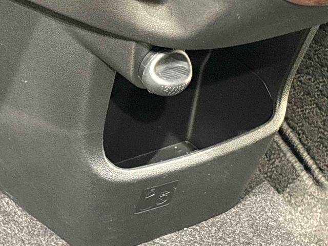 ムーヴ カスタム　Ｘリミテッド　ＳＡＩＩＩ　ナビ、ＬＥＤオートハイビーム・フォグランプ　運転席シートヒーター　アルミホイール　オートライト　プッシュボタンスタート　セキュリティアラーム（35枚目）