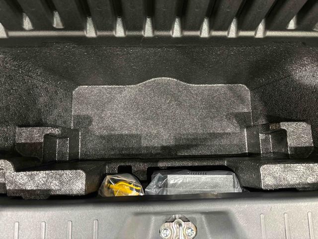 ムーヴ カスタム　Ｘリミテッド　ＳＡＩＩＩ　ナビ、ＬＥＤオートハイビーム・フォグランプ　運転席シートヒーター　アルミホイール　オートライト　プッシュボタンスタート　セキュリティアラーム（43枚目）