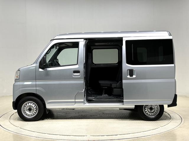 ハイゼットカーゴ ＤＸ　ハロゲンヘッドランプ　　荷室ランプ　コーナーセンサー　ＡＭ・ＦＭラジオ　テンパータイヤ　キーレスエントリー　オーバーヘッドシェルフ（8枚目）