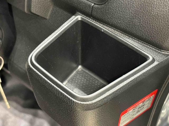 ハイゼットカーゴ ＤＸ　ハロゲンヘッドランプ　　荷室ランプ　コーナーセンサー　ＡＭ・ＦＭラジオ　テンパータイヤ　キーレスエントリー　オーバーヘッドシェルフ（24枚目）