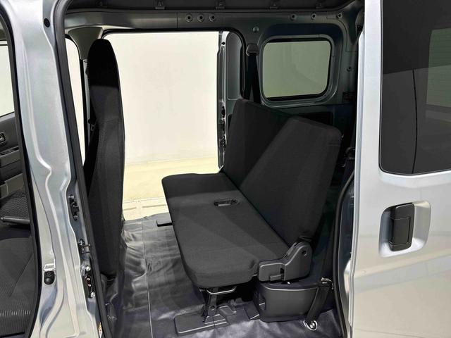 ハイゼットカーゴ ＤＸ　ハロゲンヘッドランプ　　荷室ランプ　コーナーセンサー　ＡＭ・ＦＭラジオ　テンパータイヤ　キーレスエントリー　オーバーヘッドシェルフ（31枚目）