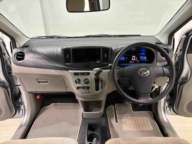 ミライース Ｘｆ　メモリアルエディション　キーレスエントリー　ＥＴＣ　ハロゲンヘッドランプ　セキュリティアラーム　コーナーセンサー　１４インチフルホイールキャップ　　マニュアルエアコン　ショツピングフック（11枚目）