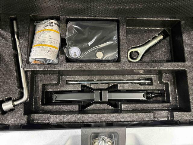 ミライース Ｘｆ　メモリアルエディション　キーレスエントリー　ＥＴＣ　ハロゲンヘッドランプ　セキュリティアラーム　コーナーセンサー　１４インチフルホイールキャップ　　マニュアルエアコン　ショツピングフック（31枚目）