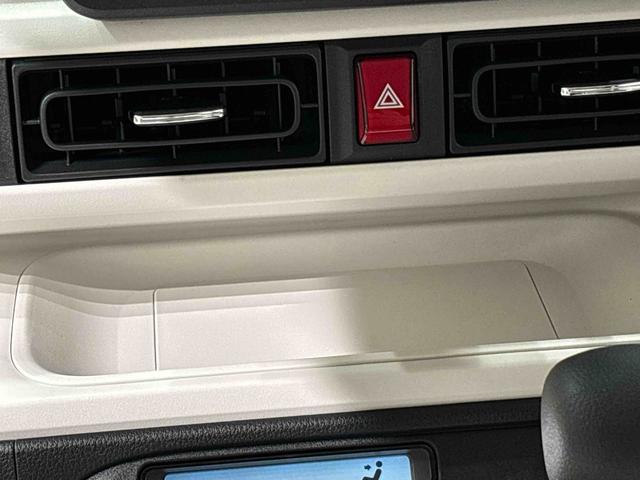 ムーヴキャンバス ストライプスG 電子パーキング 両側パワースライドドア LEDオートライト・フォグランプ 電動パーキングブレーキ プッシュボタンスタート セキュリティアラーム バックカメラ 両側パワースライドドアウエルカムオープン機能 オート電動格納式ドアミラー(16枚目)