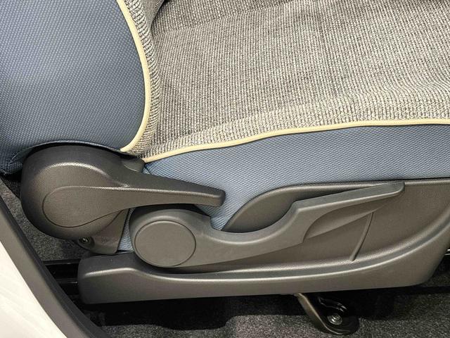 ムーヴキャンバス ストライプスG 電子パーキング 両側パワースライドドア LEDオートライト・フォグランプ 電動パーキングブレーキ プッシュボタンスタート セキュリティアラーム バックカメラ 両側パワースライドドアウエルカムオープン機能 オート電動格納式ドアミラー(28枚目)