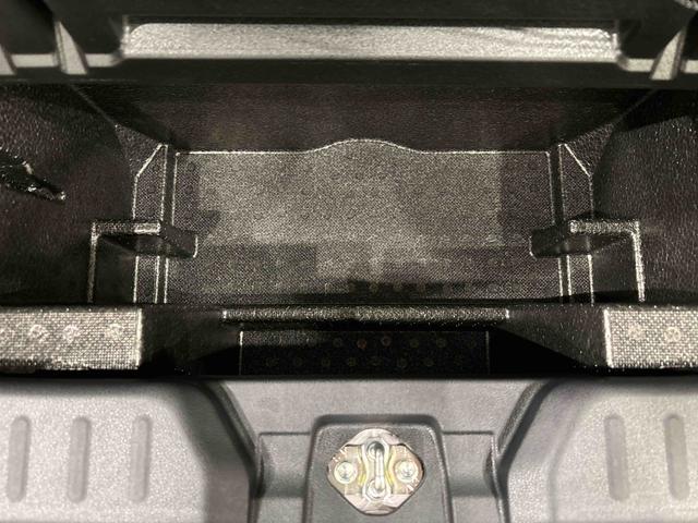 ムーヴキャンバス ストライプスG 電子パーキング 両側パワースライドドア LEDオートライト・フォグランプ 電動パーキングブレーキ プッシュボタンスタート セキュリティアラーム バックカメラ 両側パワースライドドアウエルカムオープン機能 オート電動格納式ドアミラー(40枚目)