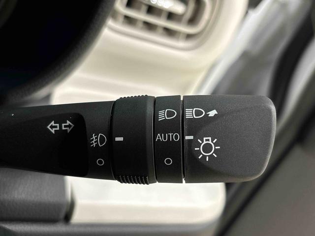 ムーヴキャンバス ストライプスＧ　バックモニター対応カメラ　シートヒーター　ＬＥＤオートライト・フォグランプ　電動パーキングブレーキ　プッシュボタンスタート　セキュリティアラーム　バックカメラ　両側パワースライドドアウエルカムオープン機能　オート電動格納式ドアミラー（24枚目）