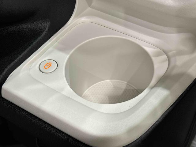 ムーヴキャンバス ストライプスＧ　バックモニター対応カメラ　シートヒーター　ＬＥＤオートライト・フォグランプ　電動パーキングブレーキ　プッシュボタンスタート　セキュリティアラーム　バックカメラ　両側パワースライドドアウエルカムオープン機能　オート電動格納式ドアミラー（26枚目）