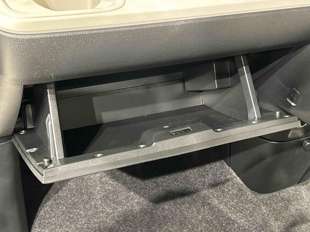 ムーヴキャンバス ストライプスＧ　バックモニター対応カメラ　シートヒーター　ＬＥＤオートライト・フォグランプ　電動パーキングブレーキ　プッシュボタンスタート　セキュリティアラーム　バックカメラ　両側パワースライドドアウエルカムオープン機能　オート電動格納式ドアミラー（33枚目）