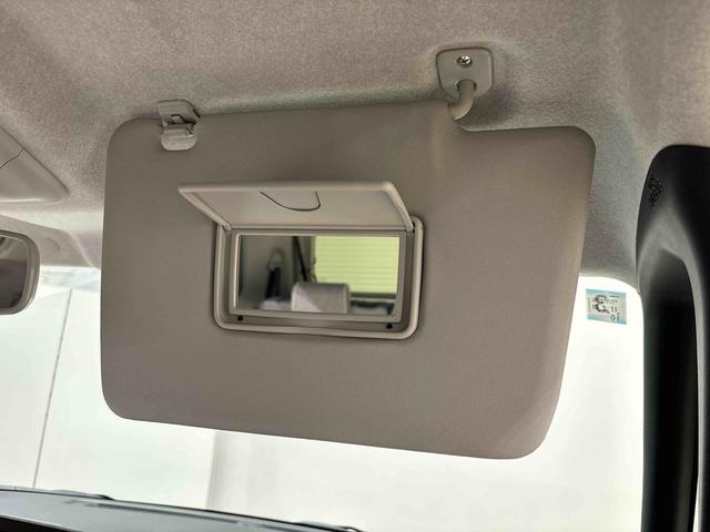 ムーヴキャンバス ストライプスＧターボ　運転席・助手席シートヒーター　純正ナビ装着用アップグレードパック　両側電動スライドドア　電動パーキングブレーキ　オートブレーキホールド機能　運転席シートリフター　チルトステアリング　キーフリーシステム（27枚目）