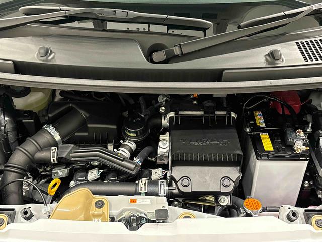 ムーヴキャンバス ストライプスＧターボ　運転席・助手席シートヒーター　純正ナビ装着用アップグレードパック　両側電動スライドドア　電動パーキングブレーキ　オートブレーキホールド機能　運転席シートリフター　チルトステアリング　キーフリーシステム（43枚目）