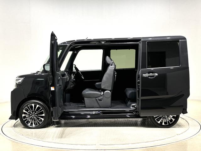 タント カスタムＲＳ　ＬＥＤオートライト　パワースライドドアウェルカムオープン機能　オート電動格納式ドアミラー　助手席ロングスライド　助手席イージークローザー　アルミホイール　キーフリーシステム（8枚目）