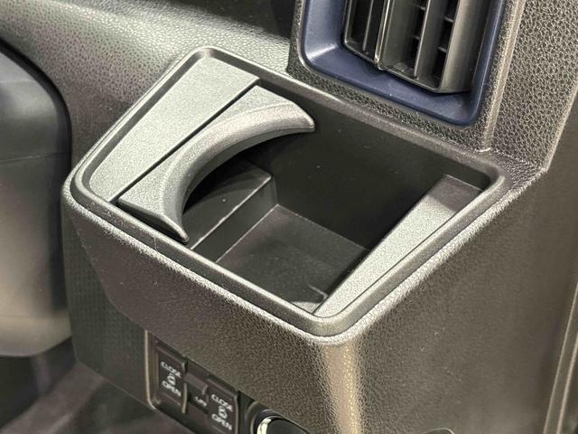 タント カスタムＲＳ　ＬＥＤオートライト　パワースライドドアウェルカムオープン機能　オート電動格納式ドアミラー　助手席ロングスライド　助手席イージークローザー　アルミホイール　キーフリーシステム（27枚目）