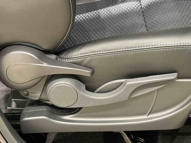 タント カスタムＲＳ　ＬＥＤオートライト　パワースライドドアウェルカムオープン機能　オート電動格納式ドアミラー　助手席ロングスライド　助手席イージークローザー　アルミホイール　キーフリーシステム（30枚目）