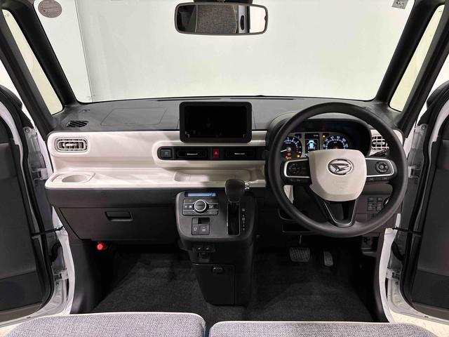 ムーヴキャンバス ストライプスＧターボ　バックモニター対応　シートヒーター　ＬＥＤオートライト・フォグランプ　電動パーキングブレーキ　プッシュボタンスタート　セキュリティアラーム　バックカメラ　両側パワースライドドアウエルカムオープン機能　オート電動格納式ドアミラー（11枚目）