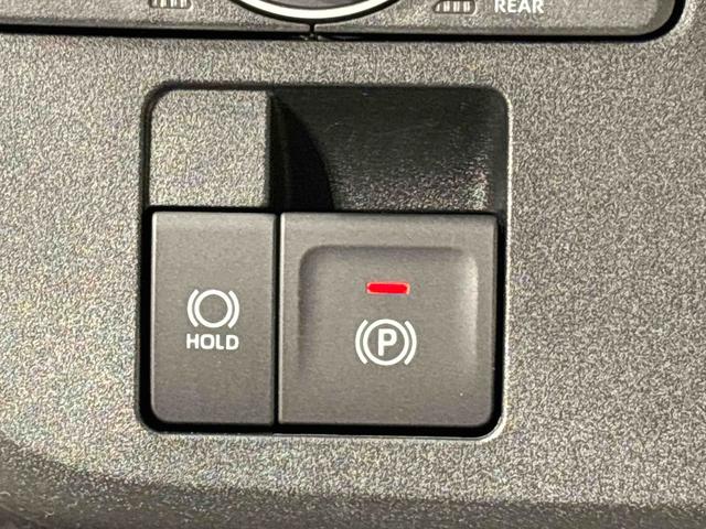 ムーヴキャンバス ストライプスＧターボ　バックモニター対応　シートヒーター　ＬＥＤオートライト・フォグランプ　電動パーキングブレーキ　プッシュボタンスタート　セキュリティアラーム　バックカメラ　両側パワースライドドアウエルカムオープン機能　オート電動格納式ドアミラー（18枚目）