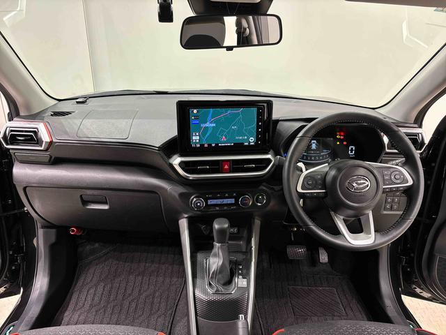 ロッキー G ナビ パノラマバックカメラ ETC ドライブレコーダー LEDヘッドランプ・フォグランプ 全車速追従機能付アダプティブクルーズコントロール レーンキープコントロール 17インチアルミホイル シートヒーター プッシュボタンスタート ブラインドスポットモニター(15枚目)