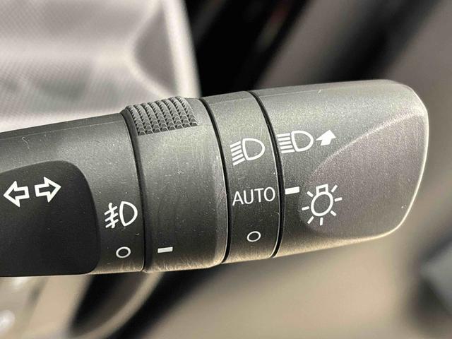 ロッキー G ナビ パノラマバックカメラ ETC ドライブレコーダー LEDヘッドランプ・フォグランプ 全車速追従機能付アダプティブクルーズコントロール レーンキープコントロール 17インチアルミホイル シートヒーター プッシュボタンスタート ブラインドスポットモニター(26枚目)