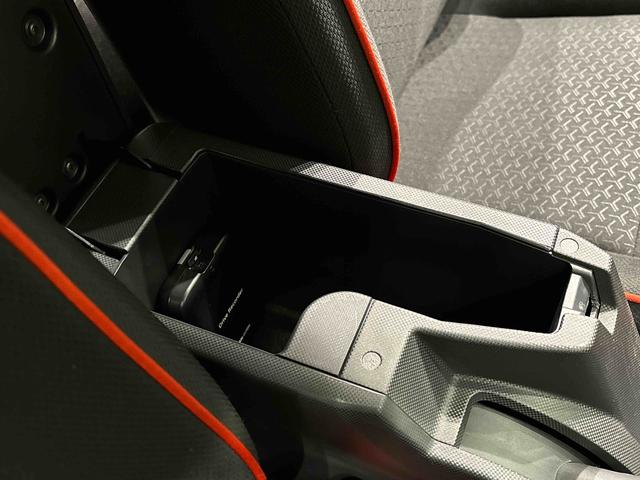 ロッキー G ナビ パノラマバックカメラ ETC ドライブレコーダー LEDヘッドランプ・フォグランプ 全車速追従機能付アダプティブクルーズコントロール レーンキープコントロール 17インチアルミホイル シートヒーター プッシュボタンスタート ブラインドスポットモニター(34枚目)