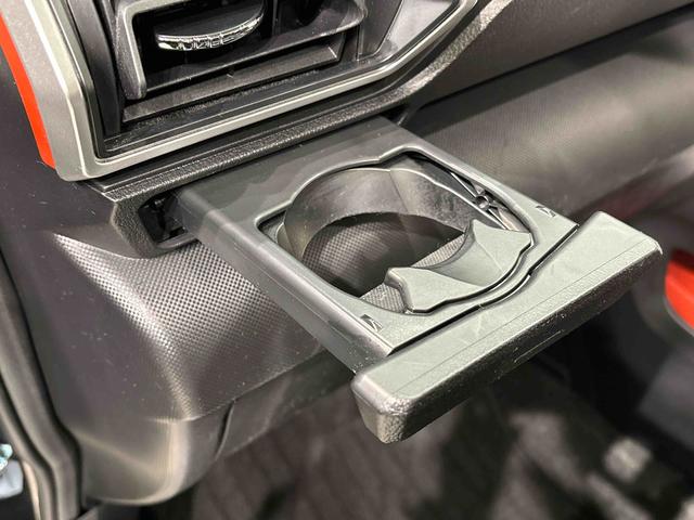 ロッキー G ナビ パノラマバックカメラ ETC ドライブレコーダー LEDヘッドランプ・フォグランプ 全車速追従機能付アダプティブクルーズコントロール レーンキープコントロール 17インチアルミホイル シートヒーター プッシュボタンスタート ブラインドスポットモニター(35枚目)