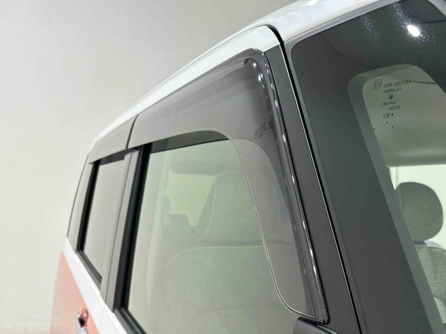 ムーヴキャンバス ストライプスＧ　ナビゲーション　シートヒーター　ＬＥＤオートライト・フォグランプ　電動パーキングブレーキ　プッシュボタンスタート　セキュリティアラーム　バックカメラ　両側パワースライドドアウエルカムオープン機能　オート電動格納式ドアミラー（8枚目）