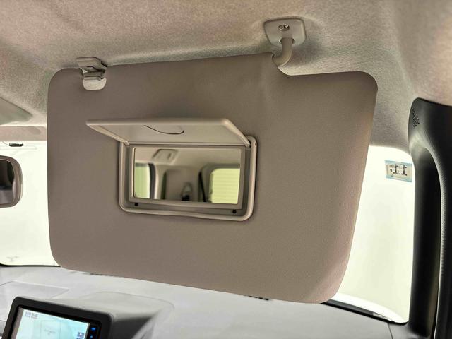 ムーヴキャンバス ストライプスＧ　ナビゲーション　シートヒーター　ＬＥＤオートライト・フォグランプ　電動パーキングブレーキ　プッシュボタンスタート　セキュリティアラーム　バックカメラ　両側パワースライドドアウエルカムオープン機能　オート電動格納式ドアミラー（29枚目）