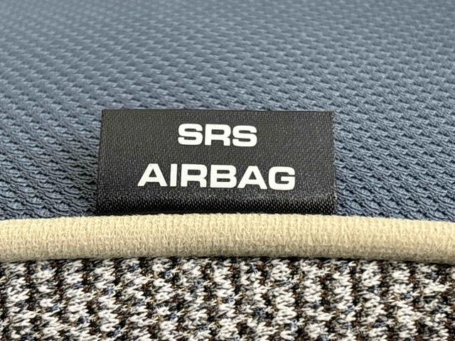 ムーヴキャンバス ストライプスＧ　ナビゲーション　シートヒーター　ＬＥＤオートライト・フォグランプ　電動パーキングブレーキ　プッシュボタンスタート　セキュリティアラーム　バックカメラ　両側パワースライドドアウエルカムオープン機能　オート電動格納式ドアミラー（31枚目）