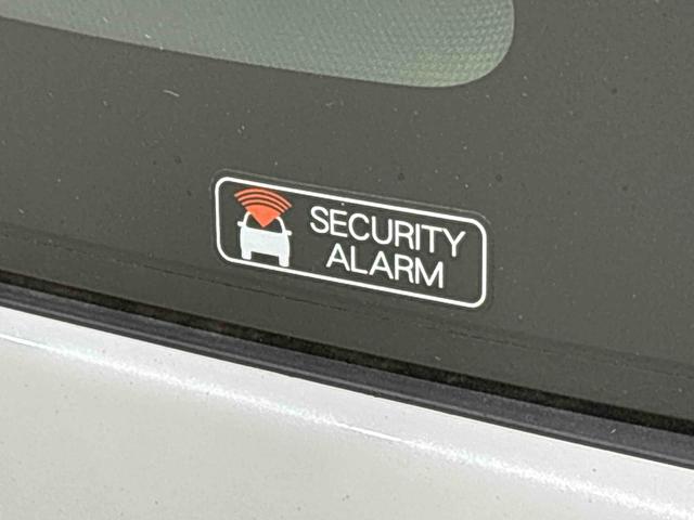 ムーヴキャンバス ストライプスＧ　ナビゲーション　シートヒーター　ＬＥＤオートライト・フォグランプ　電動パーキングブレーキ　プッシュボタンスタート　セキュリティアラーム　バックカメラ　両側パワースライドドアウエルカムオープン機能　オート電動格納式ドアミラー（43枚目）