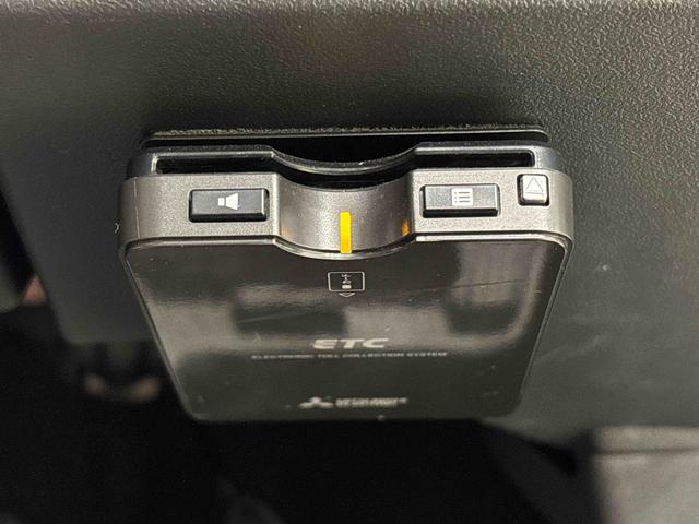 コペン セロ 電動開閉式ルーフ LEDヘッドランプ ハロゲンフォグランプ 16インチタイヤ&アルミホイール プッシュボタンスタート セキュリティアラーム スタビライザー(フロント・リヤ)(7枚目)