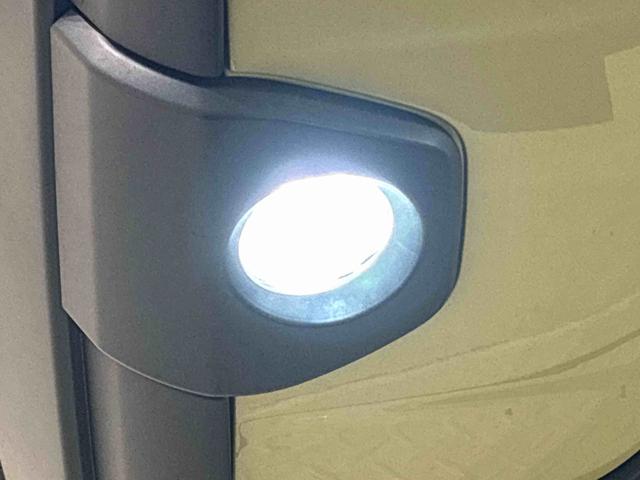 タント ファンクロス バックカメラ 電動パーキングブレーキ 純正ナビ装着用アップグレードパック 電動パーキングブレーキ オートブレーキホールド機能 リヤヒーターダクト 360°スーパーUV&IRカットガラス チルトステアリング 運転席シートリフター キーフリー(47枚目)