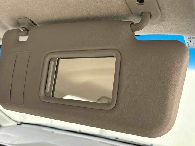 ムーヴ カスタム　ＲＳ　ＳＡ　ナビゲーション　ドライブレコーダー　純正ナビ装着用アップグレードパック　ＥＴＣ車載器　本革巻ステアリングホイール　トップシェイドガラス　運転席シートリフター　チルトステアリング　キーフリーシステム（25枚目）