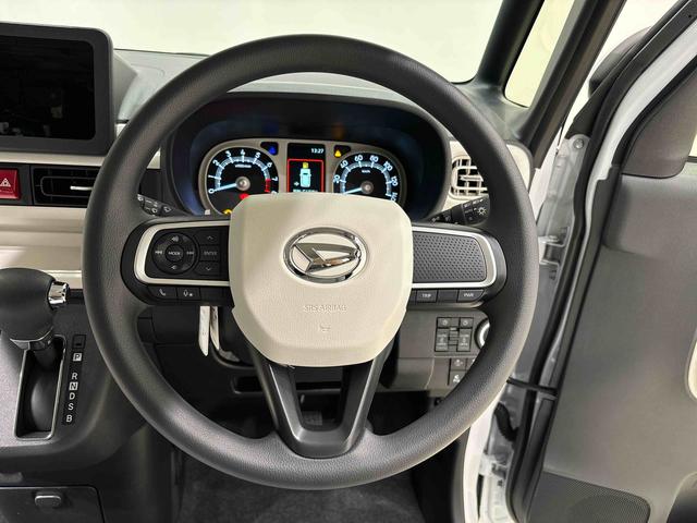 ムーヴキャンバス ストライプスG LEDオートライト・フォグランプ 電動パーキングブレーキ プッシュボタンスタート セキュリティアラーム バックカメラ 両側パワースライドドアウエルカムオープン機能 オート電動格納式ドアミラー(12枚目)