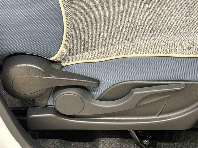 ムーヴキャンバス ストライプスG LEDオートライト・フォグランプ 電動パーキングブレーキ プッシュボタンスタート セキュリティアラーム バックカメラ 両側パワースライドドアウエルカムオープン機能 オート電動格納式ドアミラー(28枚目)