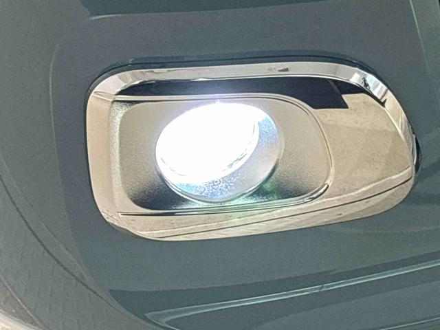 ムーヴキャンバス ストライプスG LEDオートライト・フォグランプ 電動パーキングブレーキ プッシュボタンスタート セキュリティアラーム バックカメラ 両側パワースライドドアウエルカムオープン機能 オート電動格納式ドアミラー(46枚目)