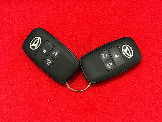 ムーヴキャンバス ストライプスG LEDオートライト・フォグランプ 電動パーキングブレーキ プッシュボタンスタート セキュリティアラーム バックカメラ 両側パワースライドドアウエルカムオープン機能 オート電動格納式ドアミラー(49枚目)