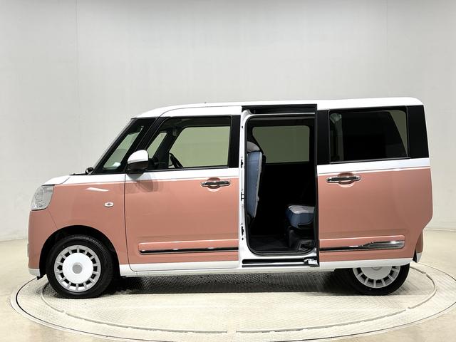 ムーヴキャンバス ストライプスＧ　　ＬＥＤヘッドライト　両側パワースライドドア　ＬＥＤヘッドランプ＆フォグランプ　両側電動スライドドア　キーフリーシステム　キーフリーシステム連動式電動格納ドアミラー　運転席・助手席シートヒーター　バックカメラ　フロントベンチシート（8枚目）