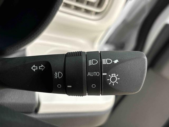 ムーヴキャンバス ストライプスＧ　　ＬＥＤヘッドライト　両側パワースライドドア　ＬＥＤヘッドランプ＆フォグランプ　両側電動スライドドア　キーフリーシステム　キーフリーシステム連動式電動格納ドアミラー　運転席・助手席シートヒーター　バックカメラ　フロントベンチシート（24枚目）