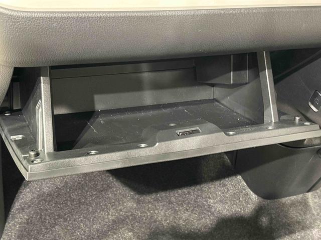 ムーヴキャンバス ストライプスＧ　　ＬＥＤヘッドライト　両側パワースライドドア　ＬＥＤヘッドランプ＆フォグランプ　両側電動スライドドア　キーフリーシステム　キーフリーシステム連動式電動格納ドアミラー　運転席・助手席シートヒーター　バックカメラ　フロントベンチシート（33枚目）