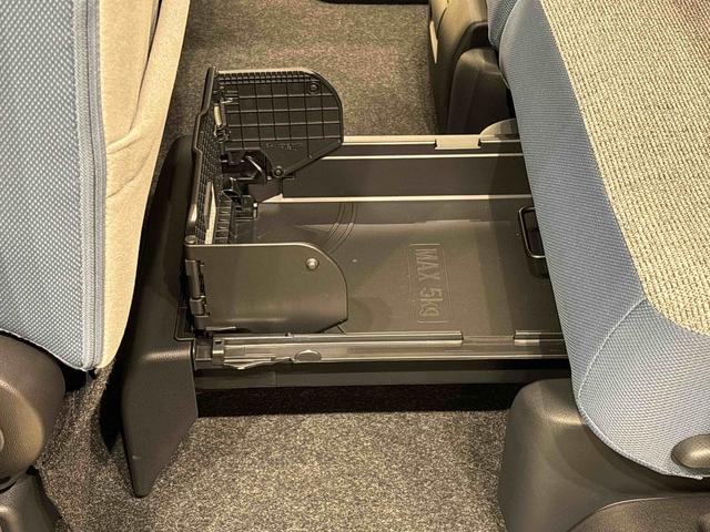 ムーヴキャンバス ストライプスＧ　　ＬＥＤヘッドライト　両側パワースライドドア　ＬＥＤヘッドランプ＆フォグランプ　両側電動スライドドア　キーフリーシステム　キーフリーシステム連動式電動格納ドアミラー　運転席・助手席シートヒーター　バックカメラ　フロントベンチシート（36枚目）