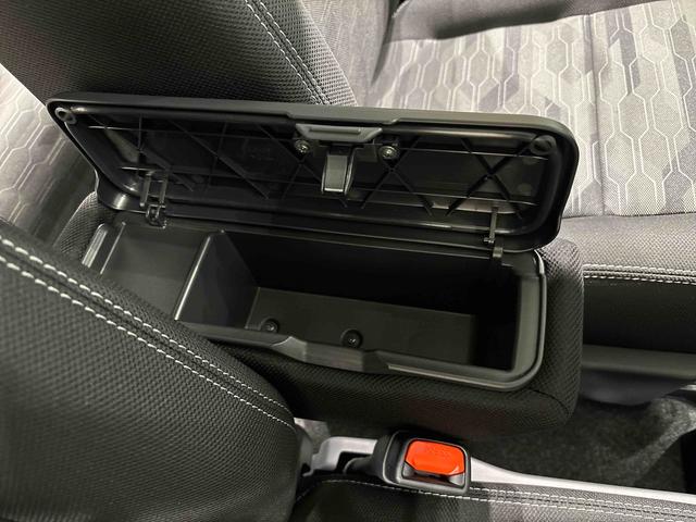 タフト Ｇターボ　ダーククロムベンチャー　２ＷＤ　ＣＶＴ車　ＬＥＤヘッドランプ＆フォグランプ　キーフリーシステム　キーフリーシステム連動式電動格納ドアミラー　運転席・助手席シートヒーター　バックカメラ　スカイフィールトップ　アダプティブクルーズコントロール（30枚目）