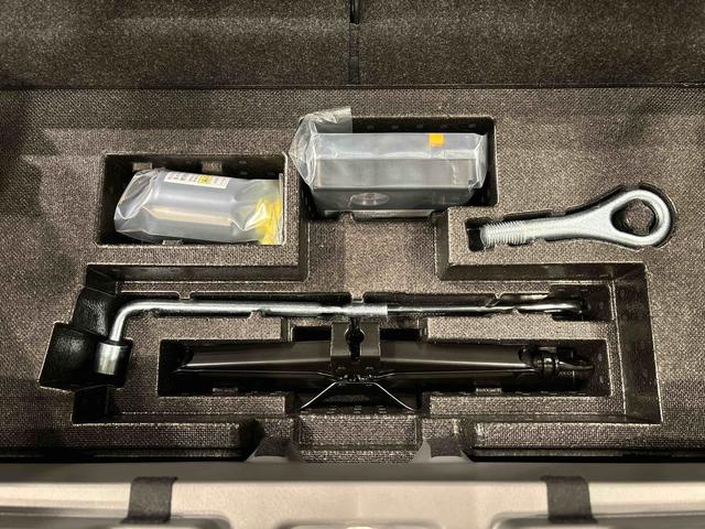 タフト Ｇターボ　ダーククロムベンチャー　２ＷＤ　ＣＶＴ車　ＬＥＤヘッドランプ＆フォグランプ　キーフリーシステム　キーフリーシステム連動式電動格納ドアミラー　運転席・助手席シートヒーター　バックカメラ　スカイフィールトップ　アダプティブクルーズコントロール（39枚目）