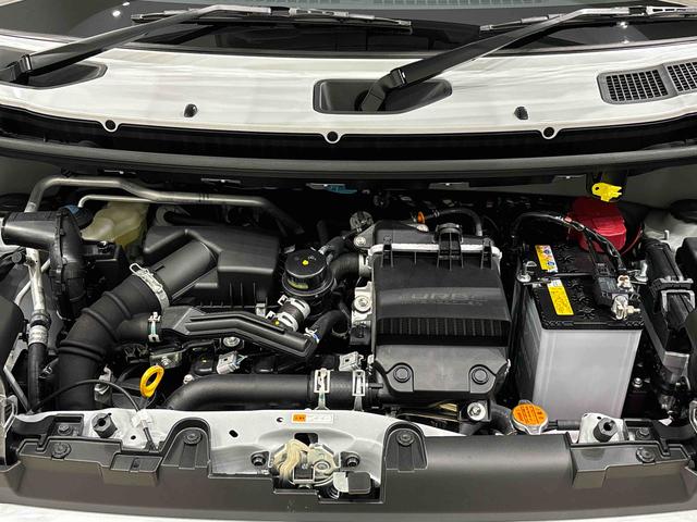 タフト Ｇターボ　ダーククロムベンチャー　２ＷＤ　ＣＶＴ車　ＬＥＤヘッドランプ＆フォグランプ　キーフリーシステム　キーフリーシステム連動式電動格納ドアミラー　運転席・助手席シートヒーター　バックカメラ　スカイフィールトップ　アダプティブクルーズコントロール（42枚目）