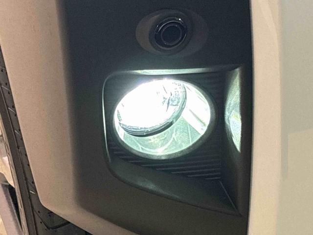 タフト Ｇターボ　ダーククロムベンチャー　２ＷＤ　ＣＶＴ車　ＬＥＤヘッドランプ＆フォグランプ　キーフリーシステム　キーフリーシステム連動式電動格納ドアミラー　運転席・助手席シートヒーター　バックカメラ　スカイフィールトップ　アダプティブクルーズコントロール（45枚目）