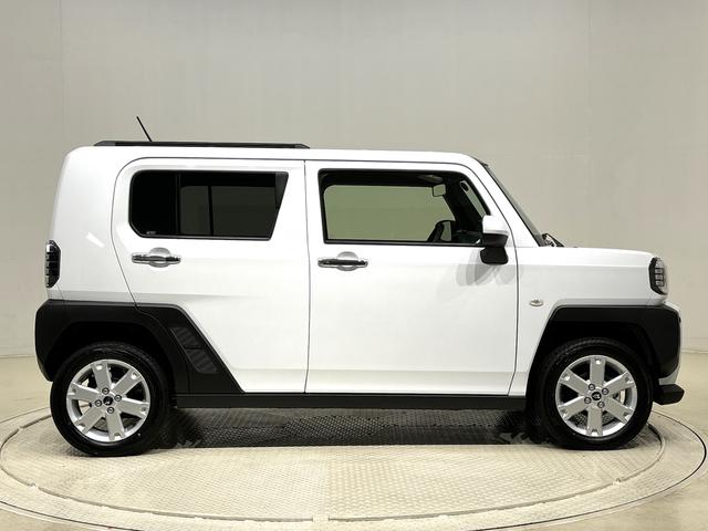 タフト Ｇターボ　クロムベンチャー　スカイフィールトップ　メッキパック　シルバーアンダーガーニッシュ　インテリアアクセント　ＬＥＤオートハイビーム＆フォグランプ　電動パーキングブレーキ　バックカメラ　１５インチアルミホイール（7枚目）